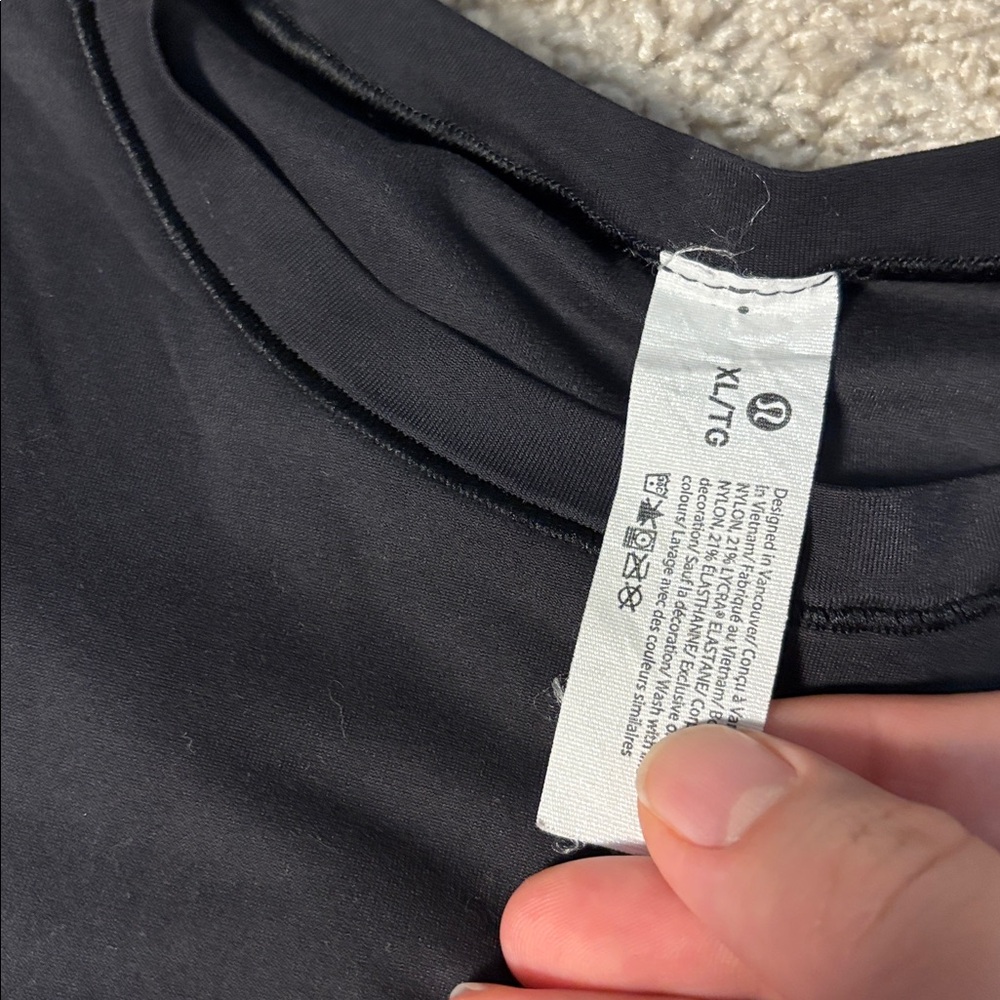 Lululemon Crewneck Cropped T-Shirt Black W3HPQS - Picture 4 of 5